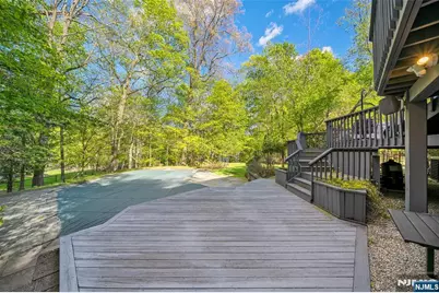 639 Pawnee Lane, Franklin Lakes, NJ 07417 - Photo 42