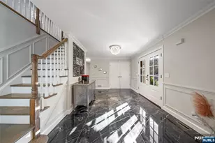 639 Pawnee Ln, Franklin Lakes, NJ 07417 - Photo 18
