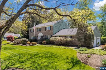 309 Windham Court, Wyckoff Township, NJ 07481 - Photo 2