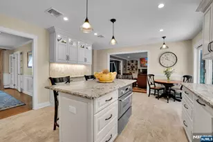 309 Windham Ct, Wyckoff Township, NJ 07481 - Photo 6