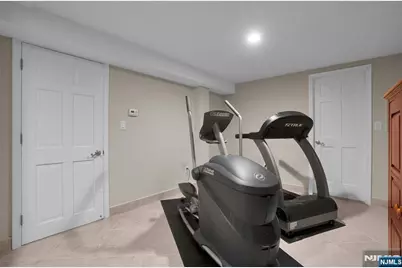 309 Windham Court, Wyckoff Township, NJ 07481 - Photo 38
