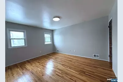 17 Daka Court 2 #2, Bloomfield, NJ 07003 - Photo 6