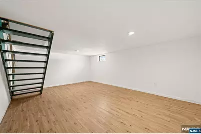765 Chase Avenue, Lyndhurst Township, NJ 07071 - Photo 24