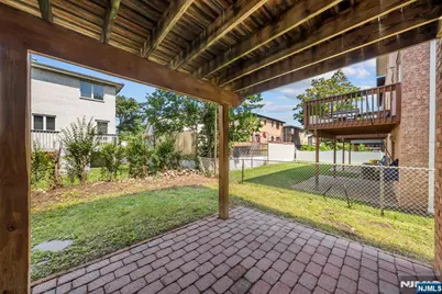 433 1st Street B #B, Palisades Park, NJ 07650 - Photo 38