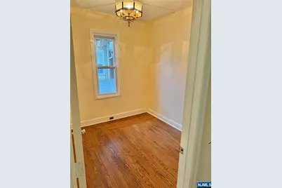 383-385 Dakota Street, Paterson, NJ 07503 - Photo 8