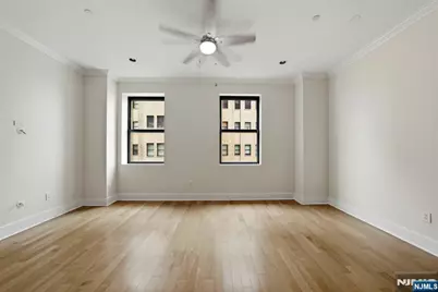 4 Beacon Way 1404 #1404, Jersey City, NJ 07304 - Photo 20