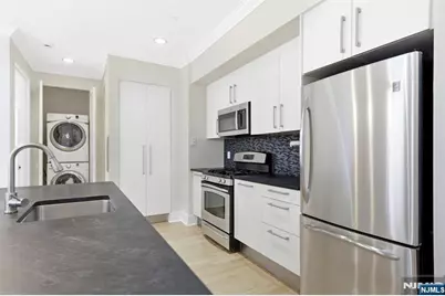 4 Beacon Way 1404 #1404, Jersey City, NJ 07304 - Photo 18