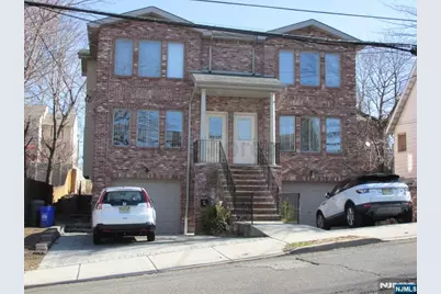 843 Pleasantview Terrace, Ridgefield, NJ 07657 - Photo 1