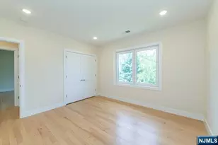 33 Van Dyke St, Wallington, NJ 07057 - Photo 10