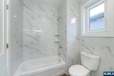 33 Van Dyke Street, Wallington, NJ 07057 - Photo 6