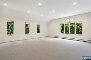 66 Adams Dr, Cresskill, NJ 07626 - Photo 12