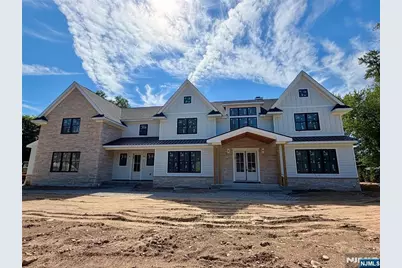 776 Comanche Lane, Franklin Lakes, NJ 07417 - Photo 1