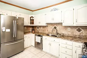 54 13th St, Hawthorne, NJ 07506 - Photo 4