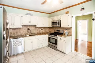 54 13th St, Hawthorne, NJ 07506 - Photo 16