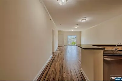 29-31 Freeman Street D-2 #D-2, Newark, NJ 07105 - Photo 6