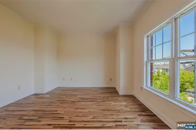 29-31 Freeman Street D-2 #D-2, Newark, NJ 07105 - Photo 18