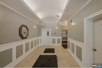 29-31 Freeman Street D-2 #D-2, Newark, NJ 07105 - Photo 22