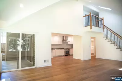 23 Lakeview Drive, Old Tappan, NJ 07675 - Photo 8