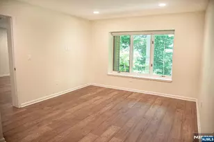 23 Lakeview Dr, Old Tappan, NJ 07675 - Photo 20