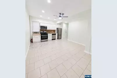 437 53rd C4 #C4, West New York, NJ 07093 - Photo 1