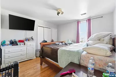 22 Lentz, Newark, NJ 07105 - Photo 6