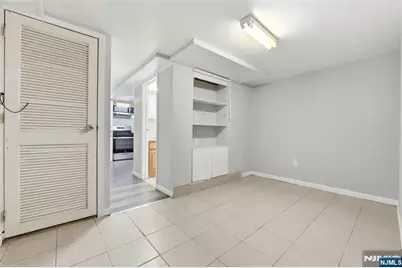 22 Lentz, Newark, NJ 07105 - Photo 12