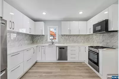 17 Mission Street 1 #1, Montclair, NJ 07042 - Photo 4