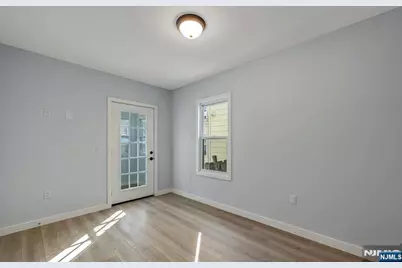 17 Mission Street 1 #1, Montclair, NJ 07042 - Photo 8