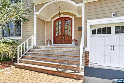 125 E Gramercy Place, Glen Rock, NJ 07452 - Photo 4