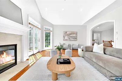 125 E Gramercy Place, Glen Rock, NJ 07452 - Photo 10