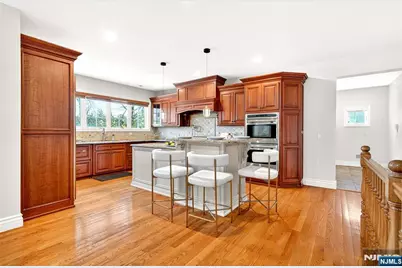 125 E Gramercy Place, Glen Rock, NJ 07452 - Photo 16