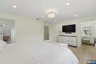 26 Madison Ave, Hasbrouck Heights, NJ 07604 - Photo 32