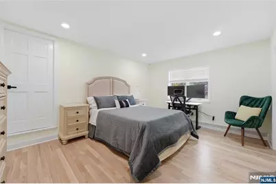 26 Madison Avenue, Hasbrouck Heights, NJ 07604 - Photo 26