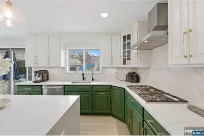 26 Madison Avenue, Hasbrouck Heights, NJ 07604 - Photo 18