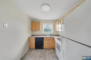 205 Bergen Turnpike 2A, Ridgefield Park, NJ 07660 - Photo 10