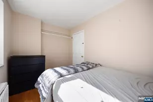 2215 N Central Road 4A, Fort Lee, NJ 07024 - Photo 14
