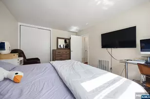 2215 N Central Road 4A, Fort Lee, NJ 07024 - Photo 12