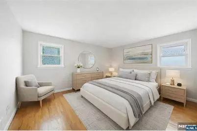 320 W Clinton Avenue, Bergenfield, NJ 07621 - Photo 18