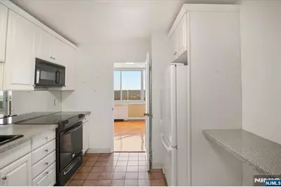 1 Claridge Drive 523 #523, Verona, NJ 07044 - Photo 12
