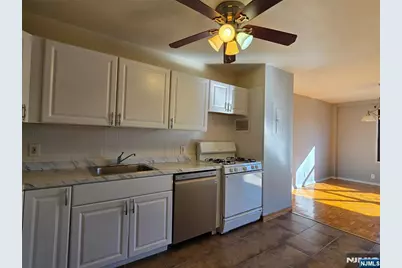 2348 Linwood Avenue 3L #3L, Fort Lee, NJ 07024 - Photo 6