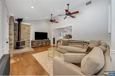 228 Miller Road, Mahwah, NJ 07430 - Photo 14