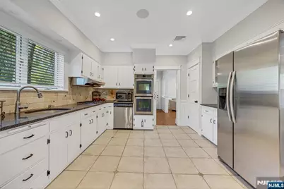 228 Miller Road, Mahwah, NJ 07430 - Photo 10