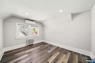 332 Allaire Ave, Leonia, NJ 07605 - Photo 22