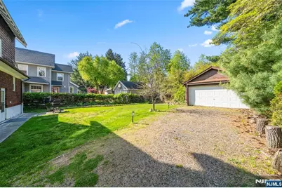 332 Allaire Avenue, Leonia, NJ 07605 - Photo 28