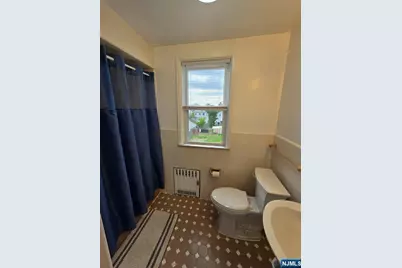 166 Carmita Avenue 2 #2, Rutherford, NJ 07070 - Photo 16