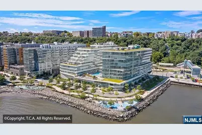 800 Ave At Port Imperial 619 #619, Weehawken, NJ 07086 - Photo 2