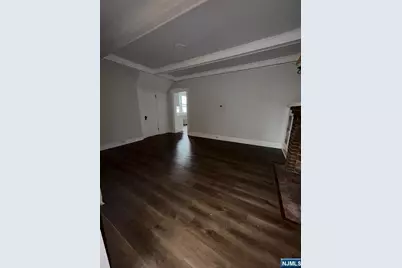 84 Hadley Avenue, Clifton, NJ 07011 - Photo 4