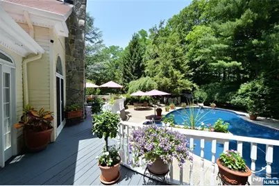 306 Windham Court, Wyckoff Township, NJ 07481 - Photo 42