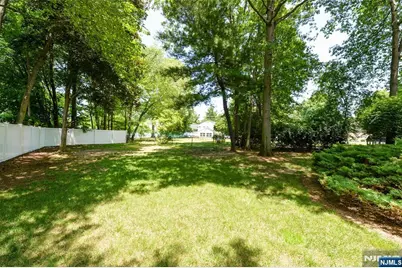 306 Windham Court, Wyckoff Township, NJ 07481 - Photo 6
