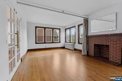 465 Oakdene Avenue 1 #1, Cliffside Park, NJ 07010 - Photo 6